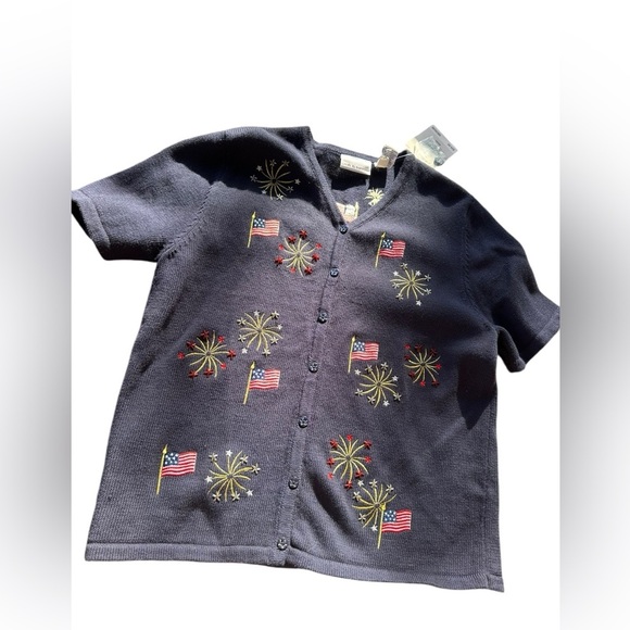 Croft & Barrow Navy blue Patriotic USA 4th July short sleeve button up Sweater M - Picture 7 of 7